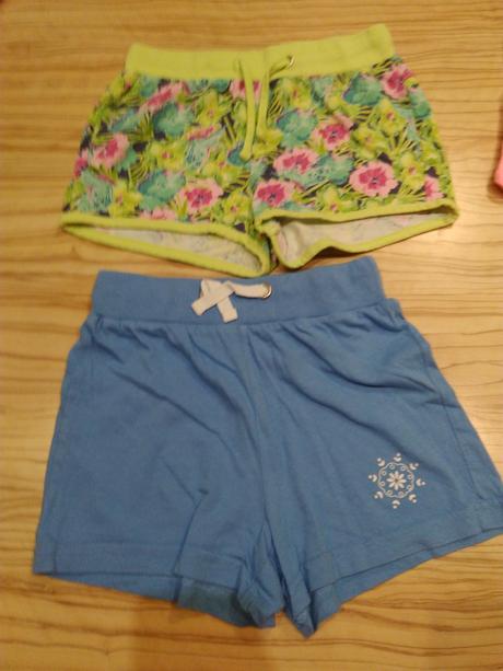 4 x kraťasy, vel 110/116, 110