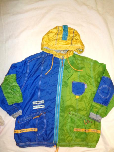 Pěkná barevná šusťáková bunda 152/158, 152