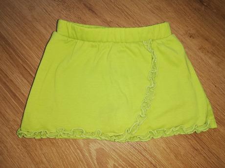 Kraťásková sukýnka, 86