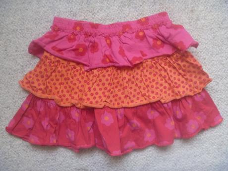Růžová sukně s kytičkami zn. f&f vel. 122, f&f,122