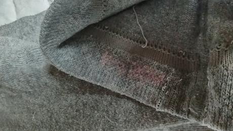 Troje šedé punčocháče, 116