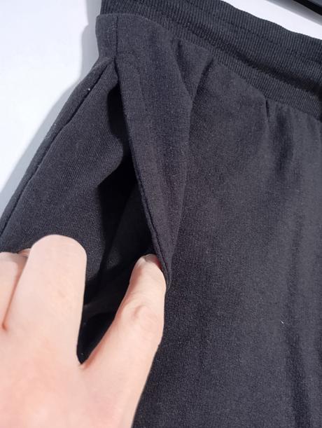 Klasické černé tepláky, pepco,152