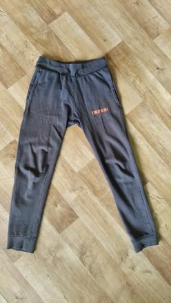 Tepláky, vel.134, 134