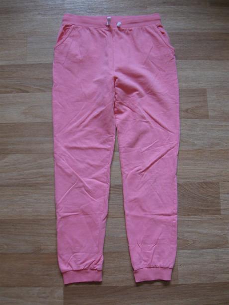 Tepláky, sinsay,146