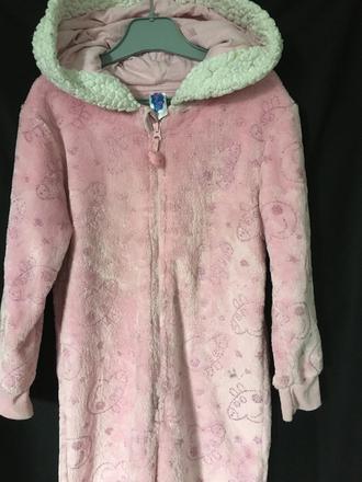 Chlupatý overal peppa pig, 110