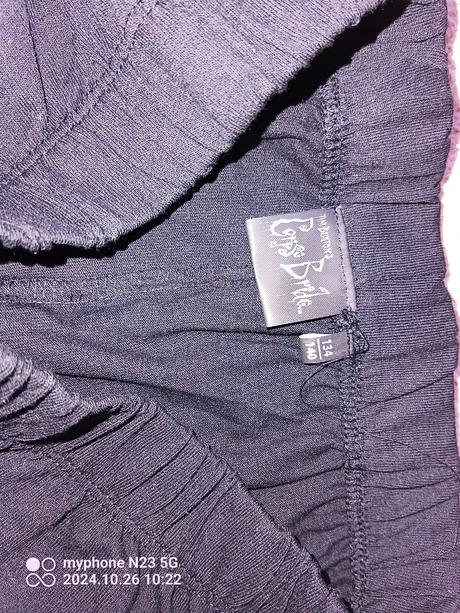 Slabé tepláky vel."134-140", 134