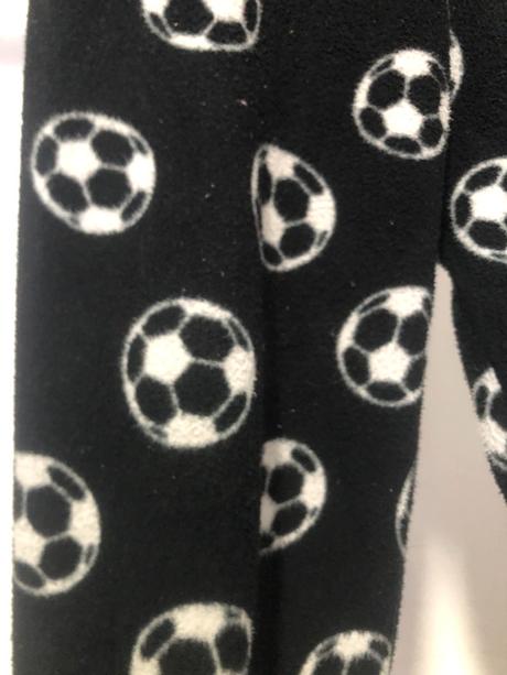 Černé flísové tepláky - pyžamo, 122