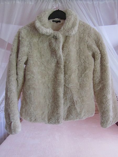 Kožíšek, marks & spencer,164