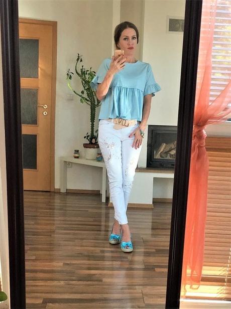 Nová nabíraná modrá halenka, vel s, s