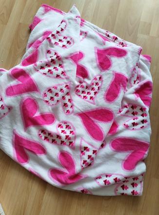 Deka heboučká srdíčková, 