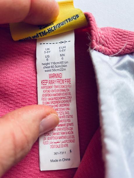 An7/ kostým šaty gansta granny - v.116 zn. david w,