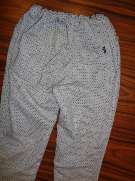 Šedé elastické legínové kalhoty - puntíkaté, 152
