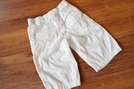 Sněhobílé plátěné kraťasy 3/4, c&a,110