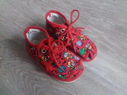 Bačkorky, stélka 14 cm, pegres,20