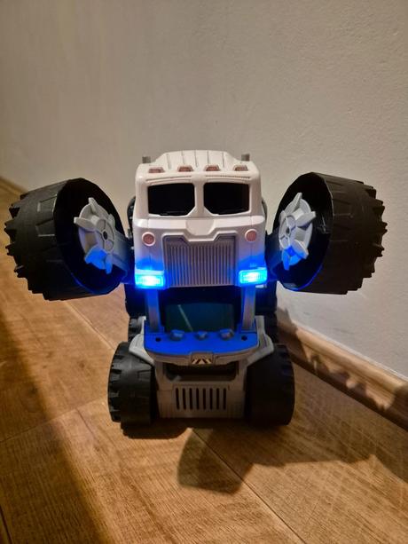 Mluvící auto polelář stinky - matchbox,