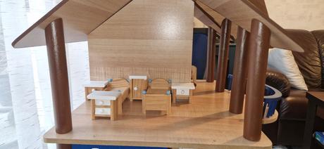 Domeček pro panenky,