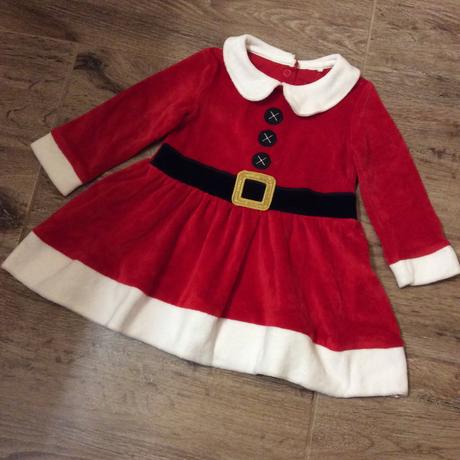 Vánoční šaty, 74