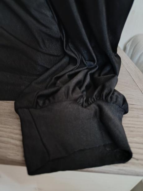 Halenka s úvazem, m