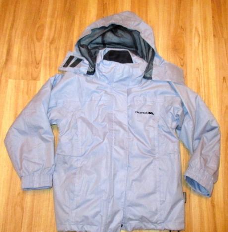 Přechodová bunda, 110