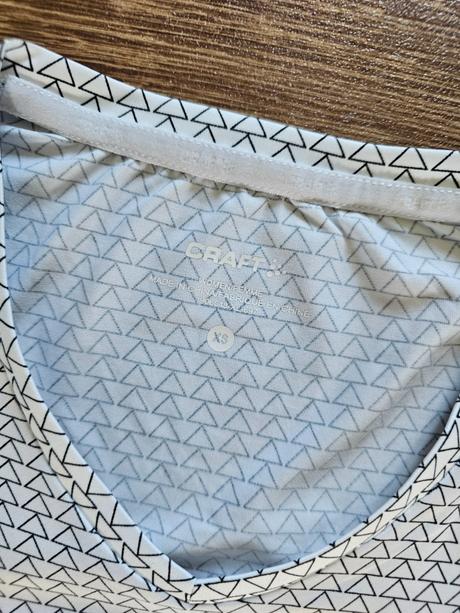 Set dívčích sportovních topů vel. 146/152, craft,152