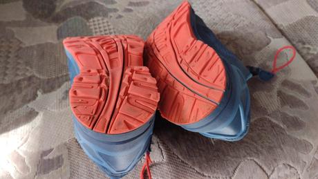 Pěkné turistické boty 35,mckinley, v záruce.noseny, mc kinley,35