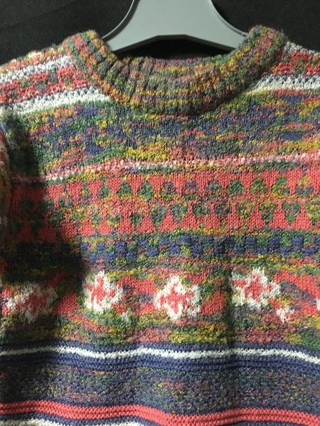 Vel. 80 barevný svetr s kytičkama, 80