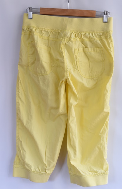 Kraťasy 3/4 vel. 15 let, next,170