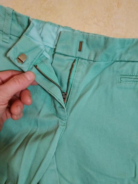 Značkové kraťasy vel. 134, 134