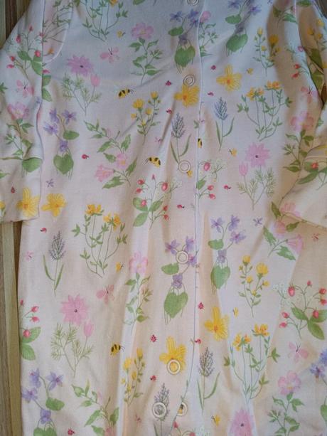 Overal s květy 68 next, next,68