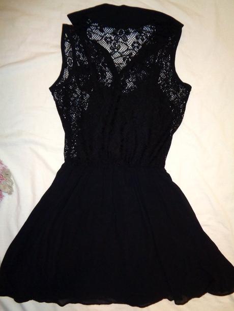 Luxusní černé šaty, s