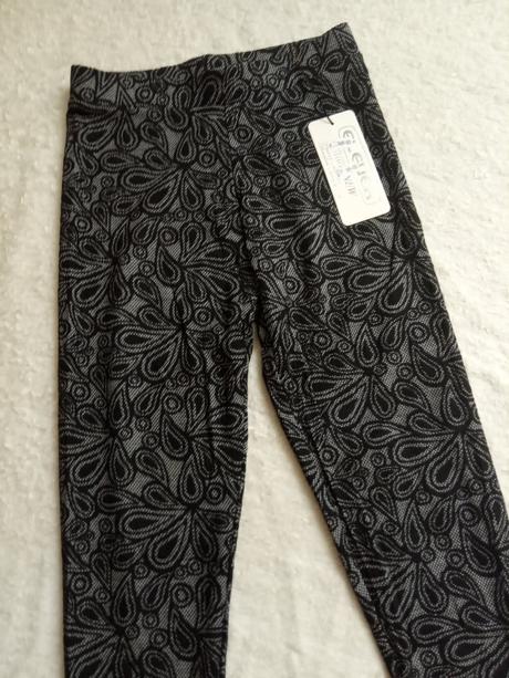 Nové legíny s-m, s