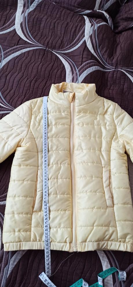 Prošívaná bunda žlutá, 140