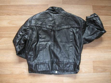 Kožená bunda, 146