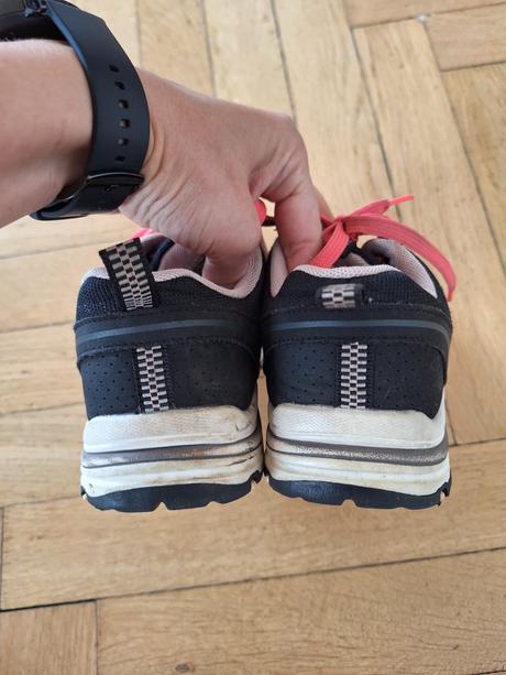 Turistická obuv tenisky vel. 37, 37