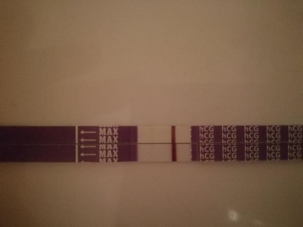 Těhotenský test. Je pozitivní?