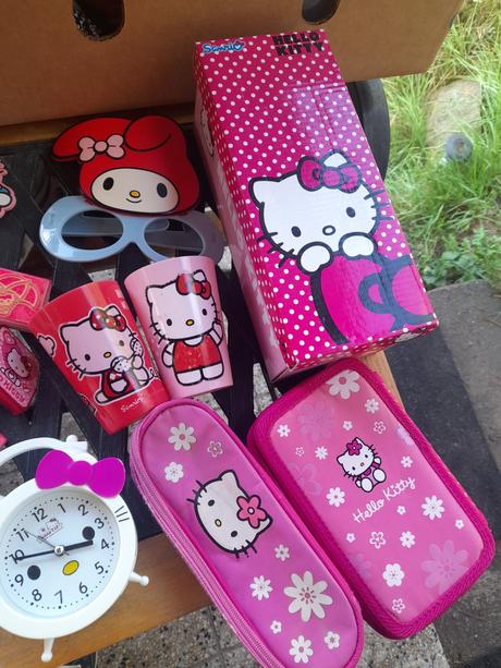 Hello kitty různé věci,