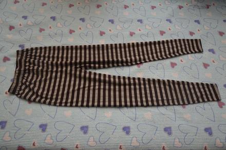 146 152 158 legíny slabé tepláčky se zlatou nití, 146