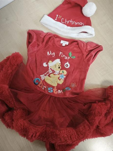 Vánoční šaty, 68