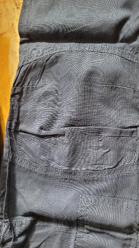 2 x tepláky, 2 x pláťáky a pantofle, 104–116