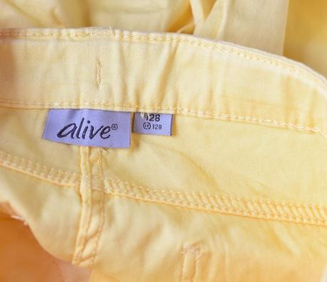 3/4 kraťasy vel. 128, alive,128