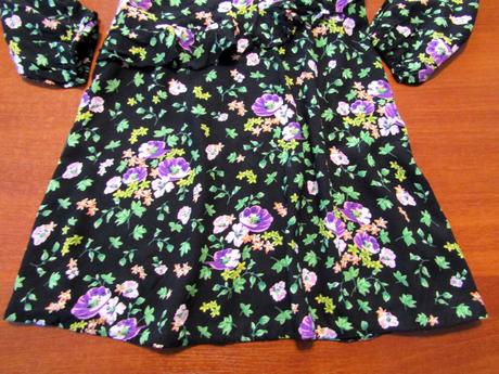 Krásné dívčí šatičky vel 146-152, next,152