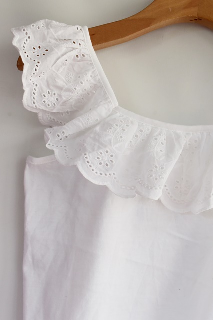 Tílko vel. 8 - 9 let, 134