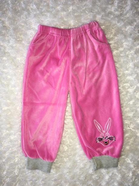 Sametová souprava, 86