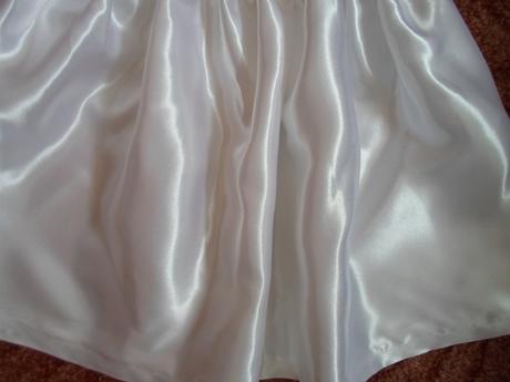 Bílá saténová sukně sukýnka, 128