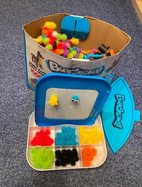 Hra bunchems včetně cestovního kufříku,