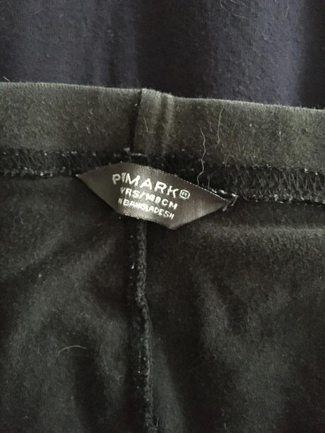 Vel. 140 kratší černé legíny, 140