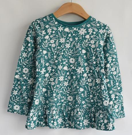 Trička vel. 3 - 4 roky, tu,104