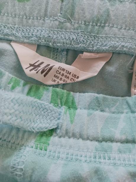 H&m kraťasy č.134, h&m,134