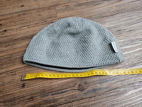 Šedá čepice kama windstopper,