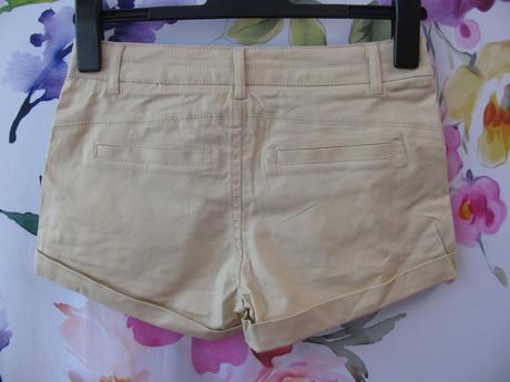 Luxusní elastické béžové kraťasy bershka, bershka,34